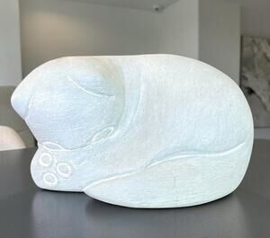 Signed Isabel Bloom Sleeping Cat Sculpture Isabel Bloom  USA Handcrafted Art